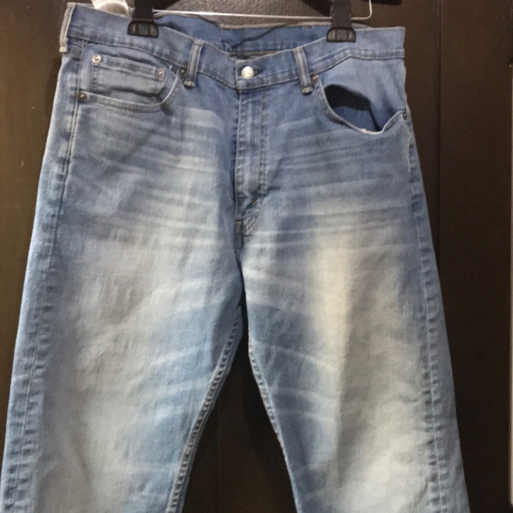Levi’s 505 size 40/30. Great condition.